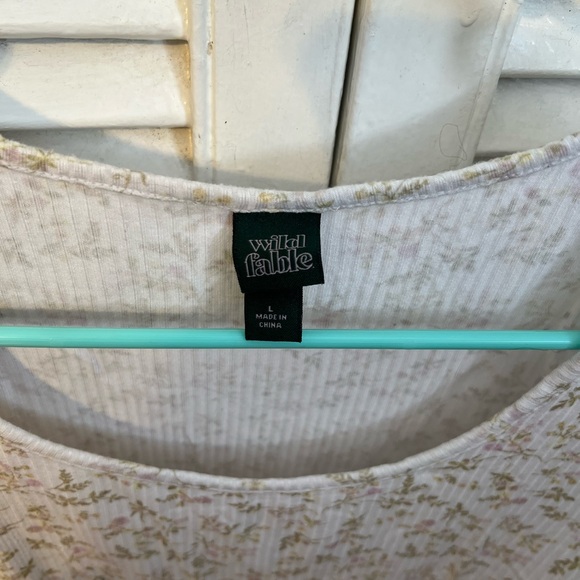 Floral Print White Crop Top Wild Fable Size Large - Picture 4 of 4